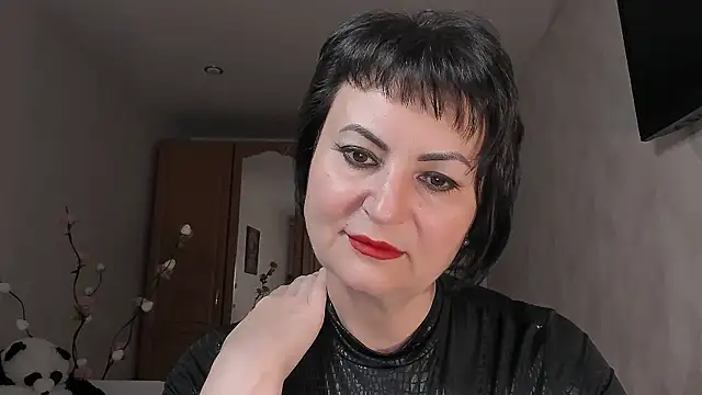 Snapshot of Helen_Beller chatting on 17, 7, 2026 Helen Beller online show from 17, 7, 2026