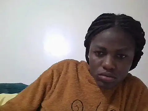 Snapshot of Hot_Berry18 chatting on 2, 6, 2026 Hot Berry18 online show from 2, 6, 2026