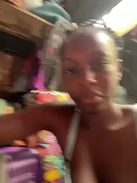 SassyPaulette online show from 19, 7, 2026