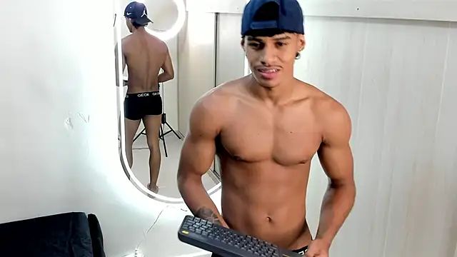 Snapshot of Joao_da_silva19 chatting on 17, 5, 2026 Joao da silva19 online show from 17, 5, 2026