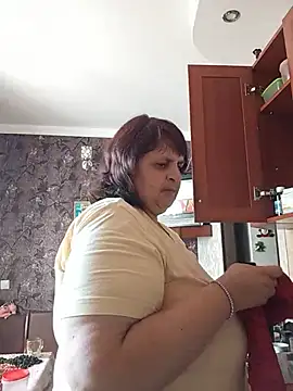 LisichkaOksana online show from 2, 7, 2026