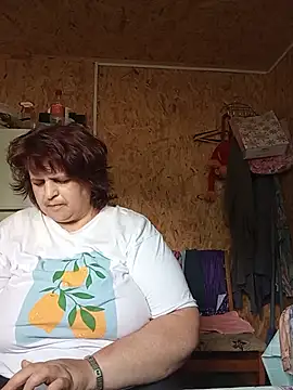 LisichkaOksana online show from 10, 7, 2026