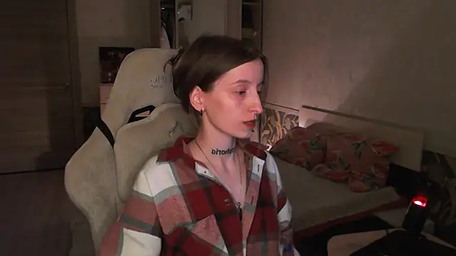 Snapshot of cath_alien chatting on 27, 5, 2026 cath alien online show from 27, 5, 2026