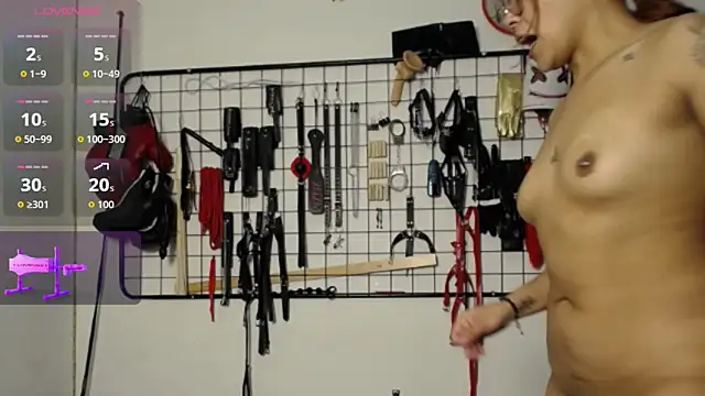 Dark Evan bdsm online show from 23, 5, 2026
