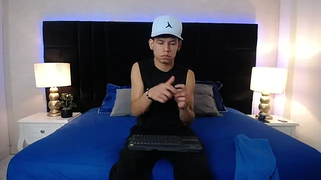ThiagoFerrer  online show from 30, 5, 2026