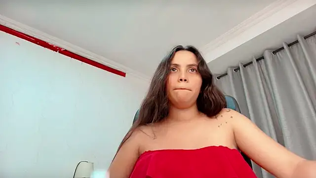 Snapshot of paulina_garcia_1 chatting on 2, 6, 2026 paulina garcia 1 online show from 2, 6, 2026