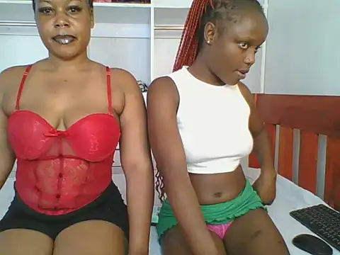 Snapshot of Sasseiqueen_ chatting on 26, 5, 2026 Sasseiqueen online show from 26, 5, 2026