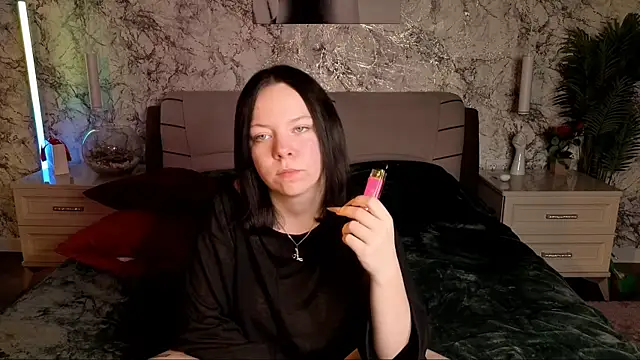 Snapshot of Shirley_Hartt chatting on 27, 5, 2026 Shirley Hartt online show from 27, 5, 2026