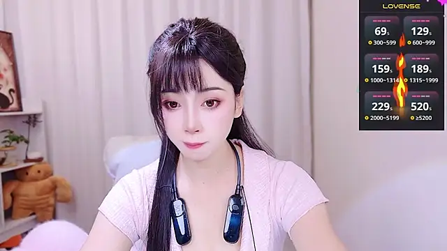 August cat online show from 30, 5, 2026