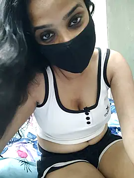 Amrita Thakur01 online show from 28, 5, 2026