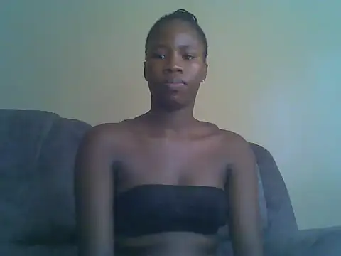 Snapshot of Cuteebony16 chatting on 25, 5, 2026 Cuteebony16 online show from 25, 5, 2026