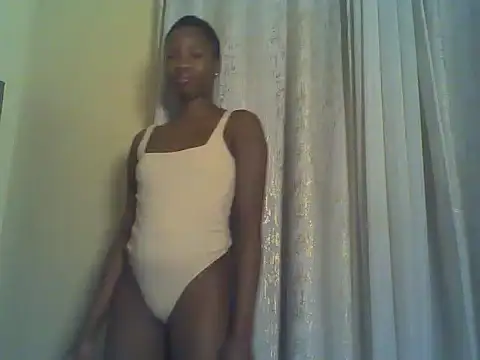 Snapshot of Cuteebony16 chatting on 28, 5, 2026 Cuteebony16 online show from 28, 5, 2026