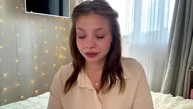 Snapshot of Lia_be_mine chatting on 6, 7, 2026 Lia be mine online show from 6, 7, 2026