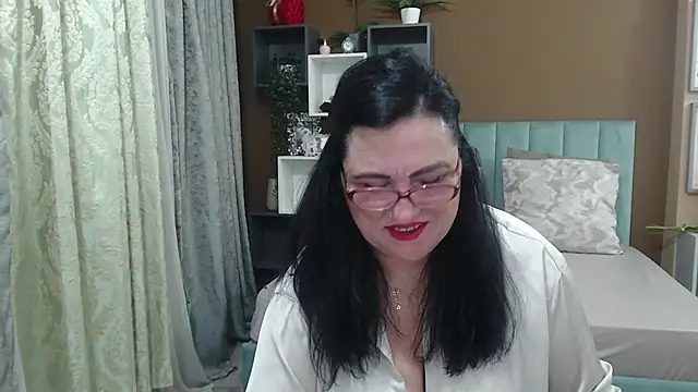 ValerieSmithsx online show from 21, 5, 2026