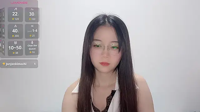 Snapshot of 77-Vicky chatting on 6, 6, 2026 77-Vicky online show from 6, 6, 2026