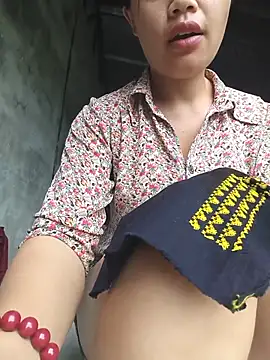 Snapshot of Emma-sin chatting on 7, 7, 2026 Emma-sin online show from 7, 7, 2026