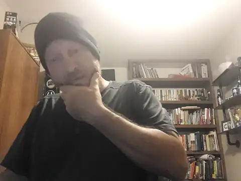 Snapshot of icebergXpress chatting on 21, 6, 2026 icebergXpress online show from 21, 6, 2026