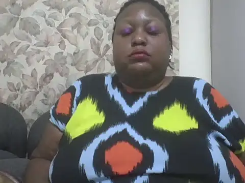 Snapshot of fat_ebonyqueen chatting on 23, 6, 2026 fat ebonyqueen online show from 23, 6, 2026