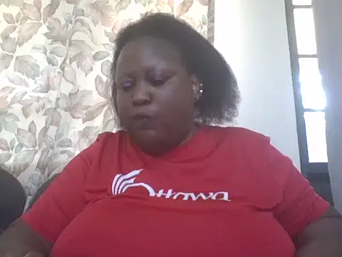 Snapshot of fat_ebonyqueen chatting on 8, 7, 2026 fat ebonyqueen online show from 8, 7, 2026