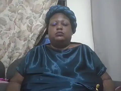 Snapshot of fat_ebonyqueen chatting on 9, 7, 2026 fat ebonyqueen online show from 9, 7, 2026