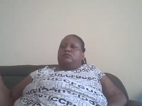 Snapshot of fat_ebonyqueen chatting on 14, 7, 2026 fat ebonyqueen online show from 14, 7, 2026