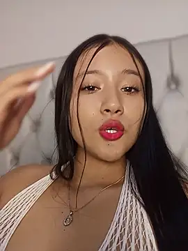 Snapshot of amara_huxly chatting on 13, 7, 2026 amara huxly online show from 13, 7, 2026