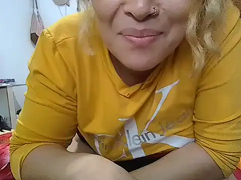 Snapshot of Layla-Astrum chatting on 9, 6, 2026 Layla-Astrum online show from 9, 6, 2026