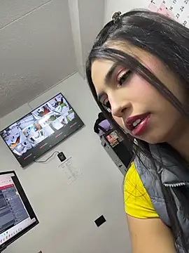 Snapshot of TAMMYBLACKK chatting on 2, 6, 2026 TAMMYBLACKK online show from 2, 6, 2026