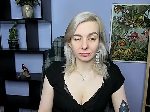Snapshot of velvetanne chatting on 25, 5, 2026 velvetanne online show from 25, 5, 2026