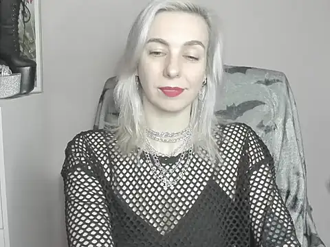 Snapshot of velvetanne chatting on 15, 7, 2026 velvetanne online show from 15, 7, 2026