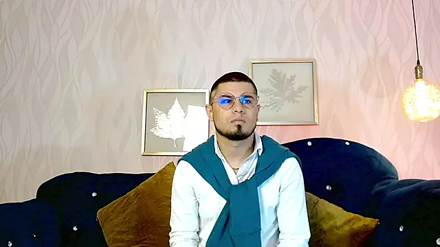 Snapshot of dominikvega chatting on 30, 5, 2026 dominikvega online show from 30, 5, 2026