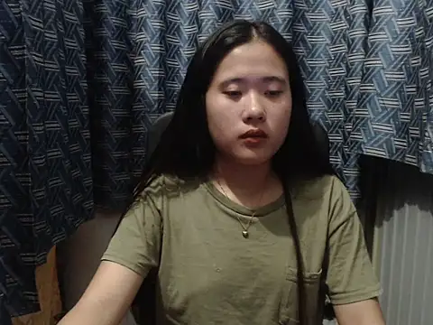 Snapshot of petiteasian_pinaygirl chatting on 2, 8, 2026 petiteasian pinaygirl online show from 2, 8, 2026