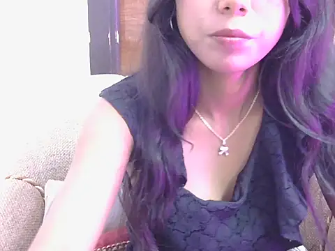 Snapshot of iliyana-20 chatting on 23, 5, 2026 iliyana-20 online show from 23, 5, 2026