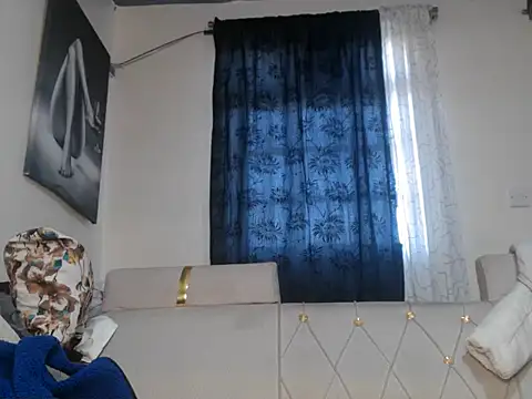 sexyleah25 online show from 13, 7, 2026