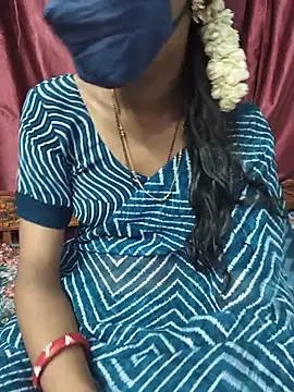 Snapshot of reshma124 chatting on 6, 7, 2026 reshma124 online show from 6, 7, 2026