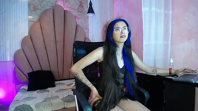 Snapshot of Kyomi_Hunt chatting on 14, 7, 2026 Kyomi Hunt online show from 14, 7, 2026