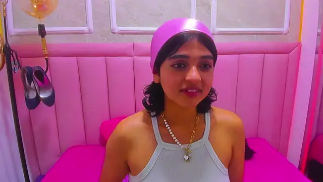 Snapshot of velvet_girll chatting on 10, 7, 2026 velvet girll online show from 10, 7, 2026
