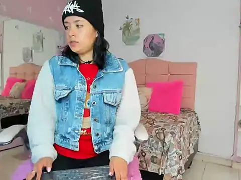 ivyyemerald  online show from 29, 5, 2026