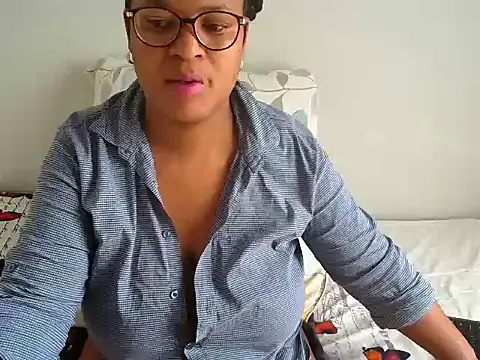 Snapshot of CandyYumsAerolaXX chatting on 1, 6, 2026 CandyYumsAerolaXX online show from 1, 6, 2026