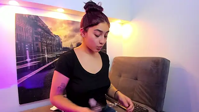 Nina-Mars online show from 1, 6, 2026