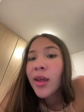 Snapshot of bellaroch chatting on 28, 5, 2026 bellaroch online show from 28, 5, 2026