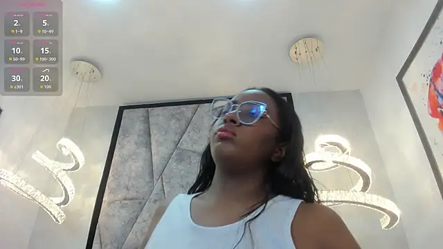 Snapshot of ZoeBrowns chatting on 14, 7, 2026 ZoeBrowns online show from 14, 7, 2026