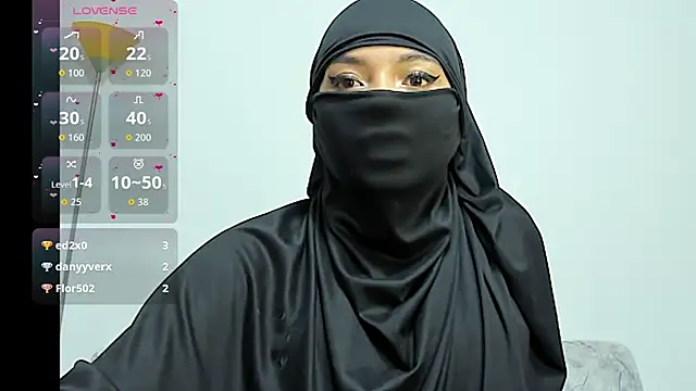 Snapshot of Samira_1 chatting on 27, 5, 2026 Samira 1 online show from 27, 5, 2026