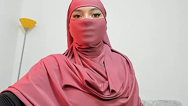 Snapshot of Samira_1 chatting on 28, 5, 2026 Samira 1 online show from 28, 5, 2026