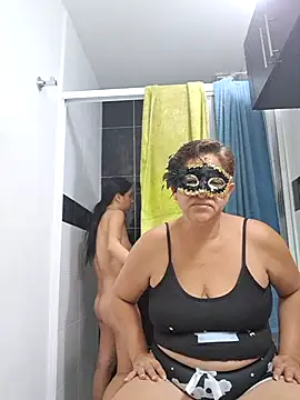 Snapshot of HOTANDSKINNY chatting on 13, 7, 2026 HOTANDSKINNY online show from 13, 7, 2026