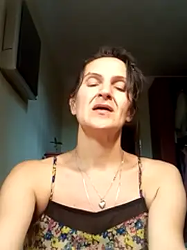 Snapshot of Alene_Lorrie chatting on 8, 7, 2026 Alene Lorrie online show from 8, 7, 2026