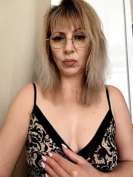 Kitty-MEOWW online show from 28, 5, 2026