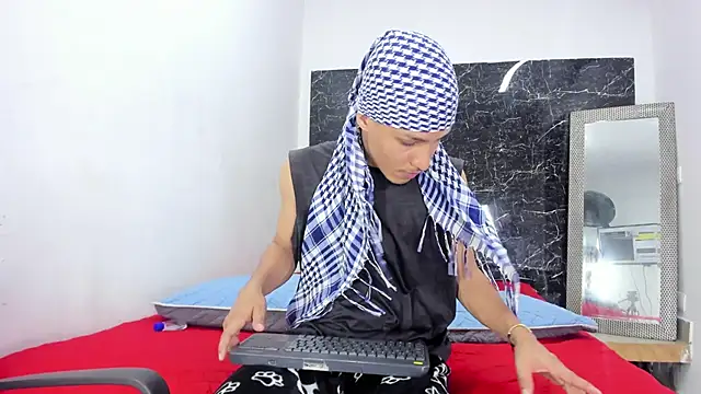 Snapshot of Camilo_Contreras chatting on 26, 5, 2026 Camilo Contreras online show from 26, 5, 2026