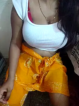 Snapshot of radhikagupta345 chatting on 15, 6, 2026 radhikagupta345 online show from 15, 6, 2026