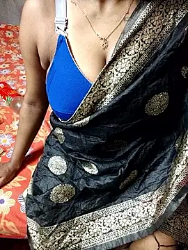 Snapshot of radhikagupta345 chatting on 16, 6, 2026 radhikagupta345 online show from 16, 6, 2026